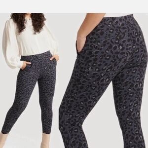 Betabrand Black Leopard Print Cropped Pants